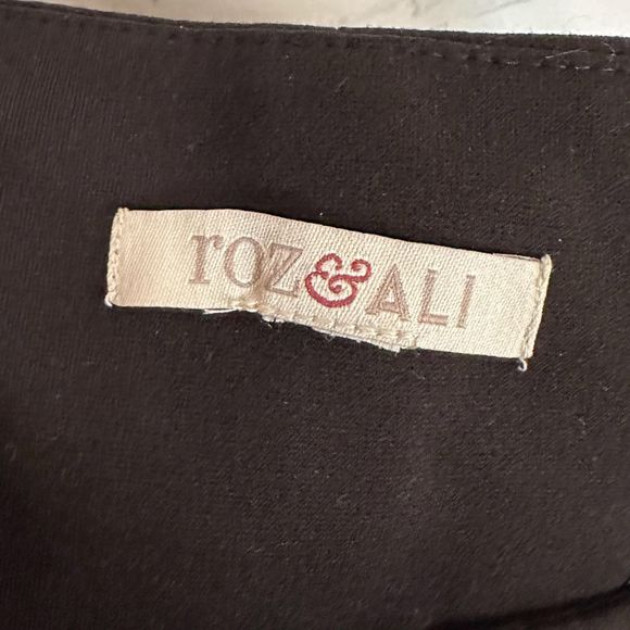 Roz & Ali Black Zip Jacket with Gold Accents, XL, Pre-owned - Picture 5 of 7